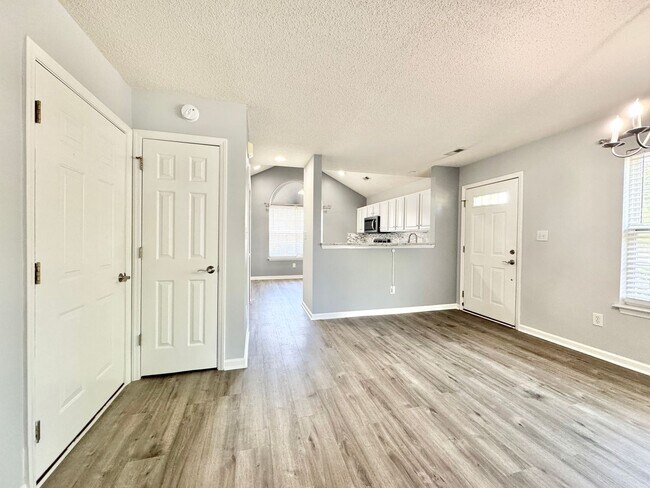 1 Cambridge Oak Cir