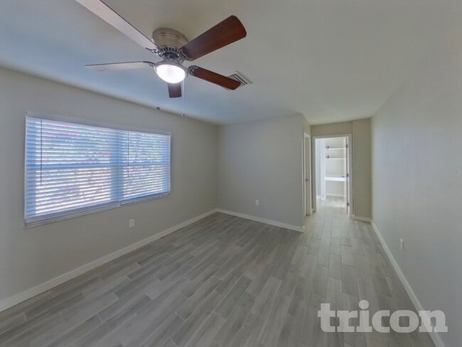 Photo - 6210 S Adelia Ave