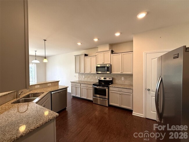 Photo - 6911 Agnew Dr