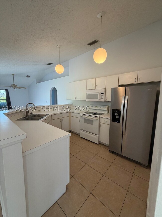 Photo - 2985 SW Fluvia St