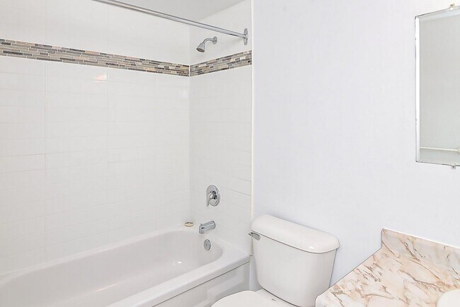 Photo - Ben Lomond Plaza