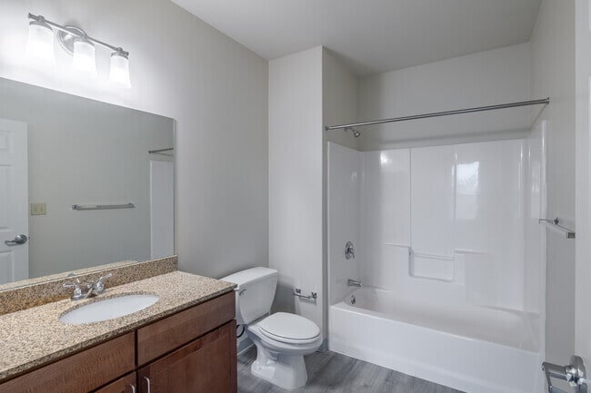 Studio - 676SF - Bathroom
