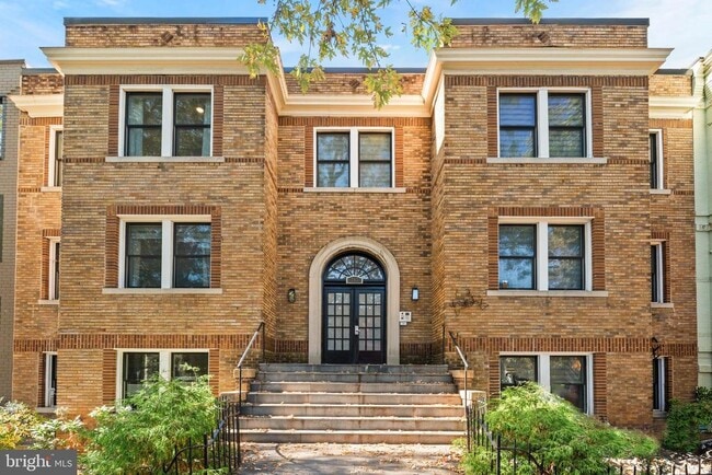 Photo - 317 3rd St SE Unit 33