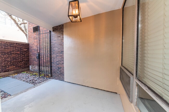 Photo - 1750 N Wells St Unit 106