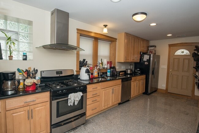 Photo - 2448 N Campbell Ave Unit 1C