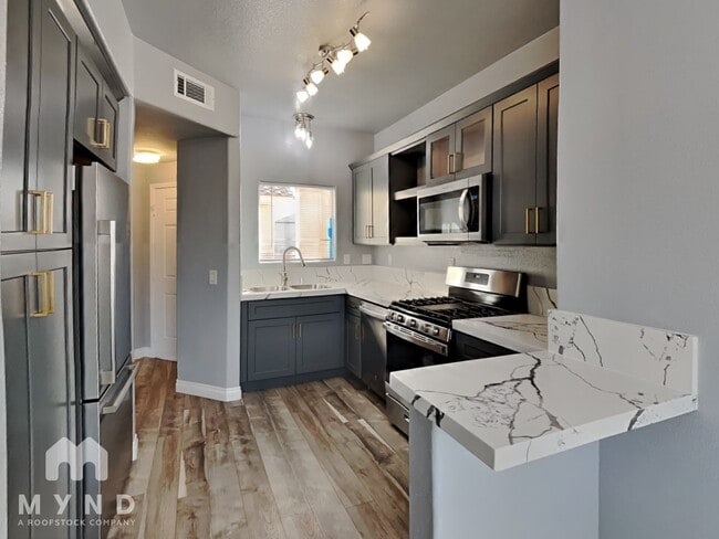 Photo - 1050 E Cactus Ave Unit 2130