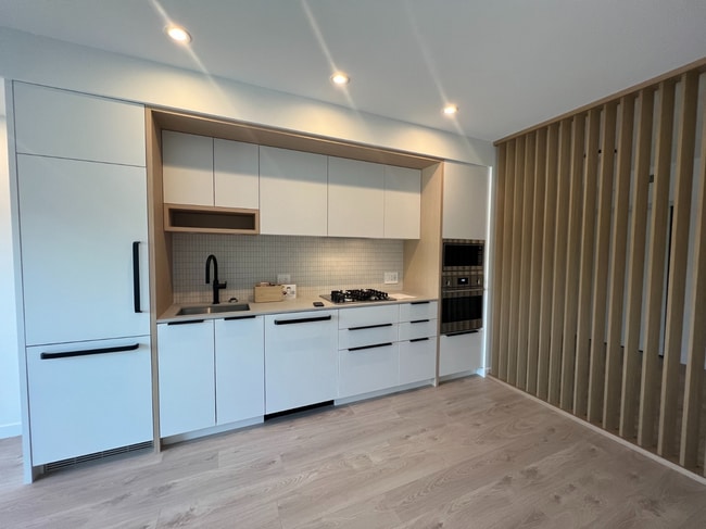 Photo - 2520 Guelph St Unit 225