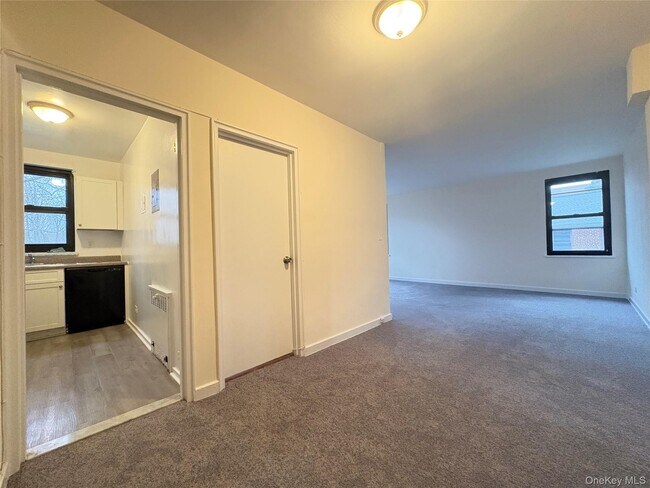 Photo - 141 E Hartsdale Ave Unit 2A