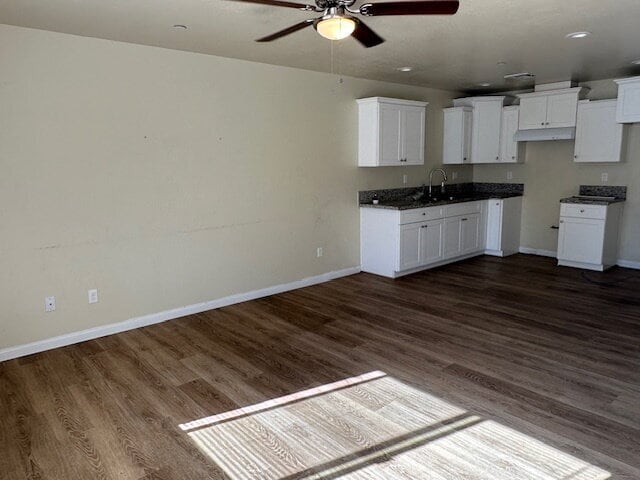 Photo - Charming 3 Bed / 2 Bath Duplex with Modern Updates