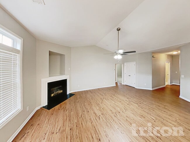 Photo - 401 Tortoise Ln