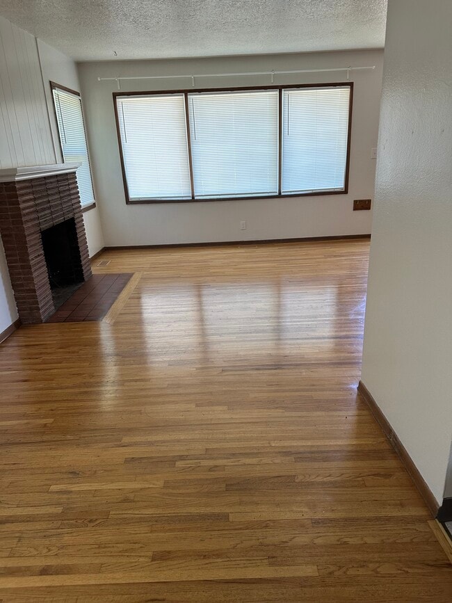 Photo - 2805 SE 23rd Ave Unit 2805 SE 23rd Ave