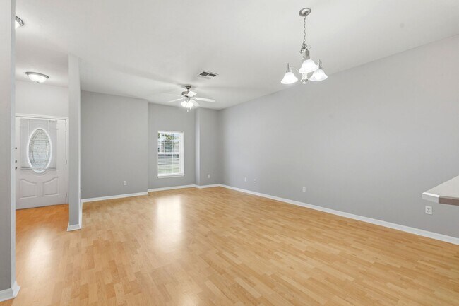 162 SW 145th Dr