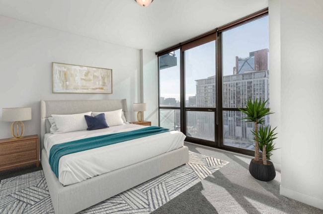 Photo - 673 W Wayman St