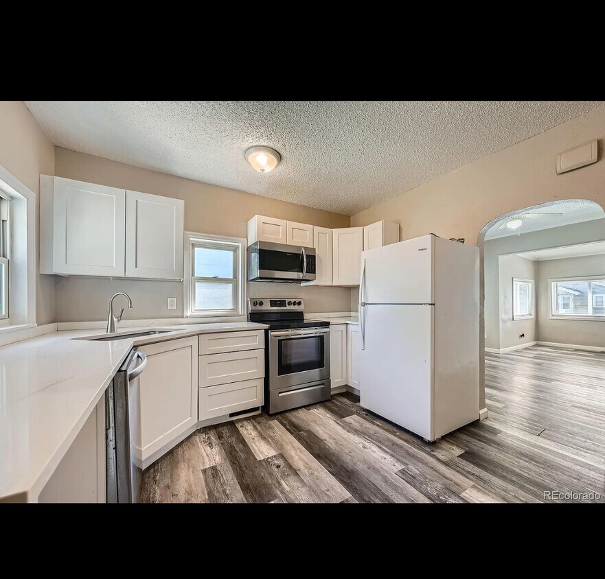 Photo - 1746 Galena St (Aurora, CO)