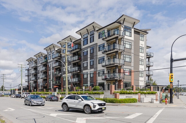 Building Photo - The Landing