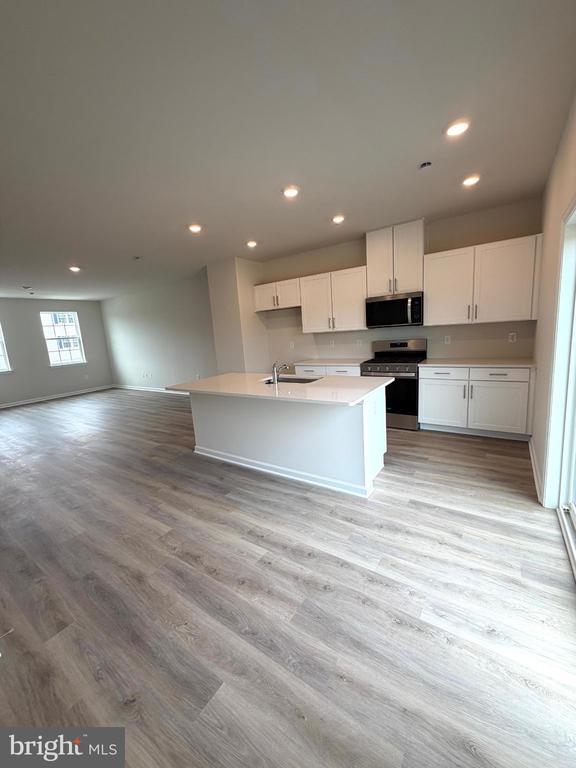 Photo - 128 Essex Dr