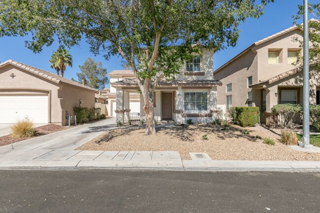 Beautiful 3-Bedroom Home in Silverado Ranch - Beautiful 3-Bedroom Home in Silverado Ranch