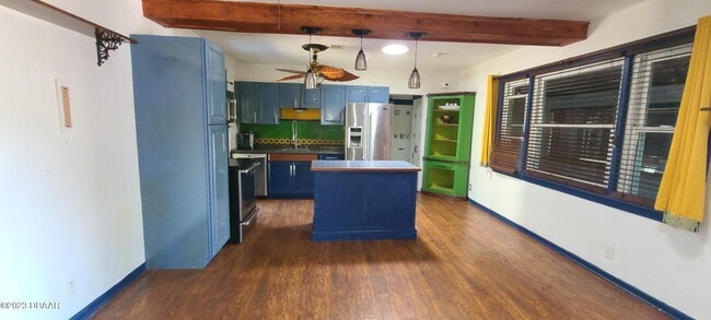 Photo - 315 Golf Blvd