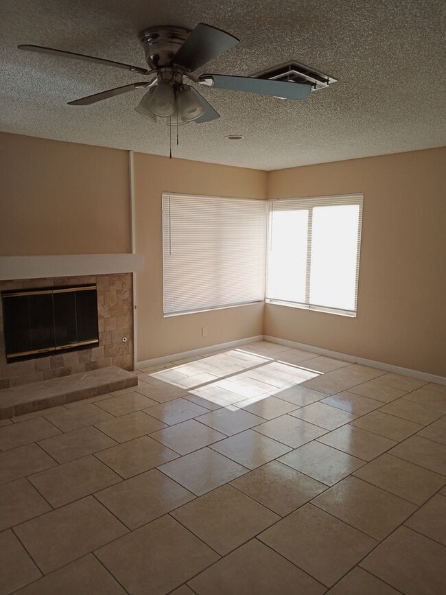 Photo - Welcome to this cozy 3-bedroom, 2-bathroom home!