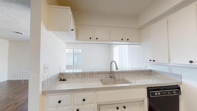 Photo - 420 Buckeye Terrace