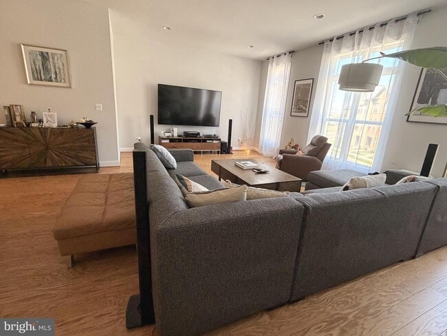 Photo - 12305 W Oaks Dr