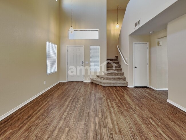 Photo - 7926 N 54th Dr