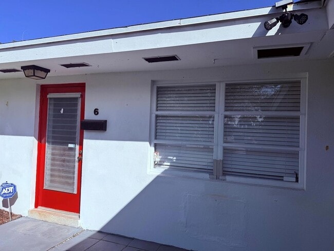 Photo - 626 Prosperity Farms Rd