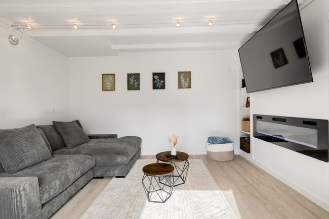 Photo - 3413 N 8th St Unidad ID1231229P