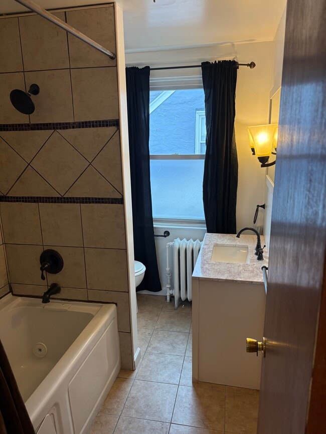 Building Photo - 209 N Wycombe Ave Rental