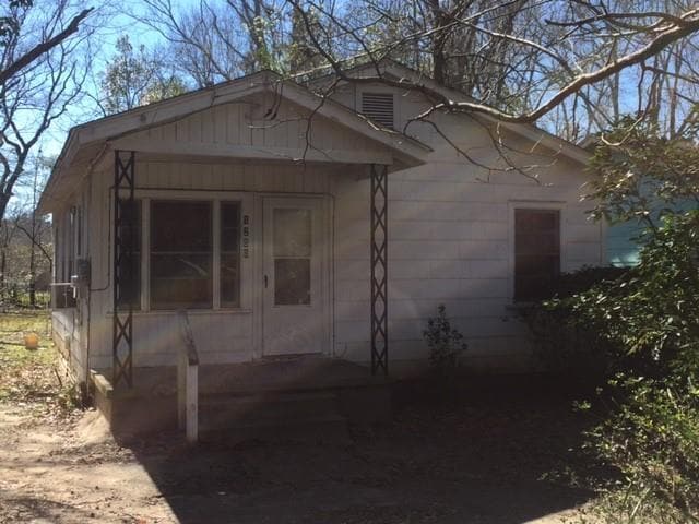 Photo - 1200 McRae Ave