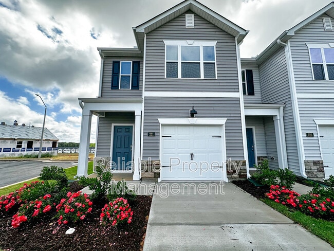 Photo - 221 Starlight St Townhome