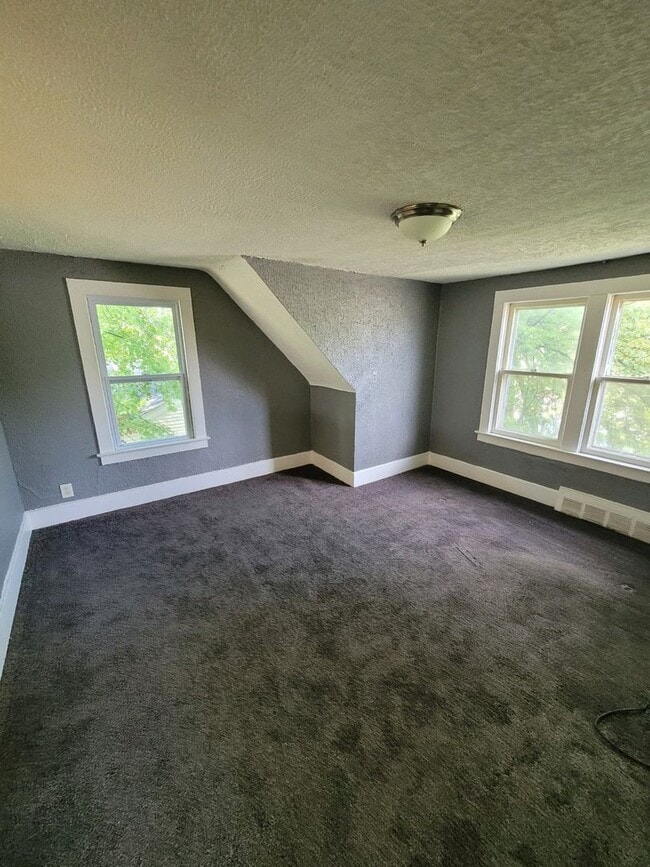 Photo - 23888 Henry B Joy Blvd Apartamento Unidad Upper
