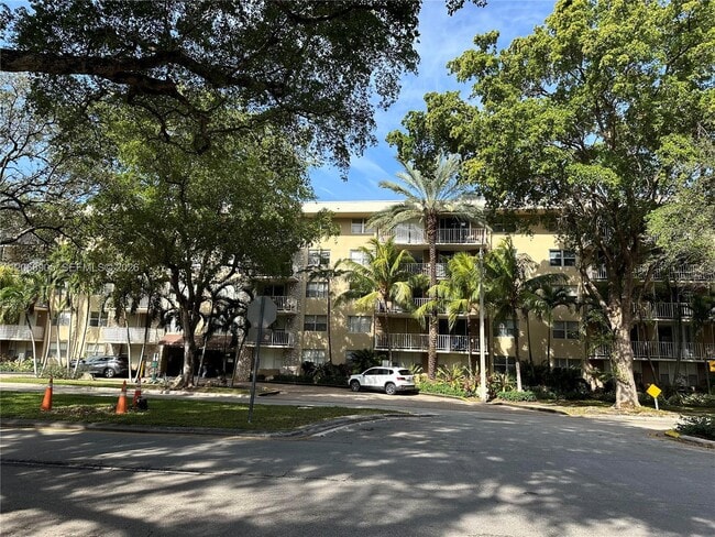 Building Photo - 1805 Sans Souci Blvd Unit 303