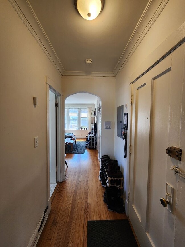 Photo - Spacious Updated 2 bed/1 bath in North Park Unidad 5205B-3