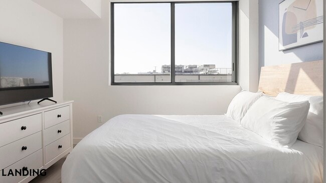 Photo - 3830 NW 11th St Unidad 1-215