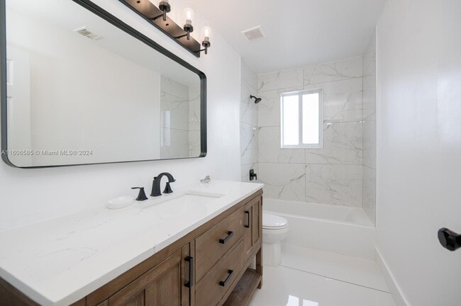 Photo - 1898 NW 208th Way