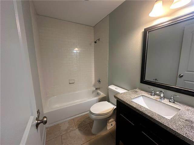 Photo - 3209 Golden Dr