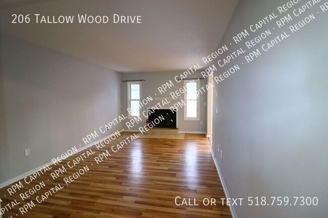 Photo - 206 Tallow Wood Dr