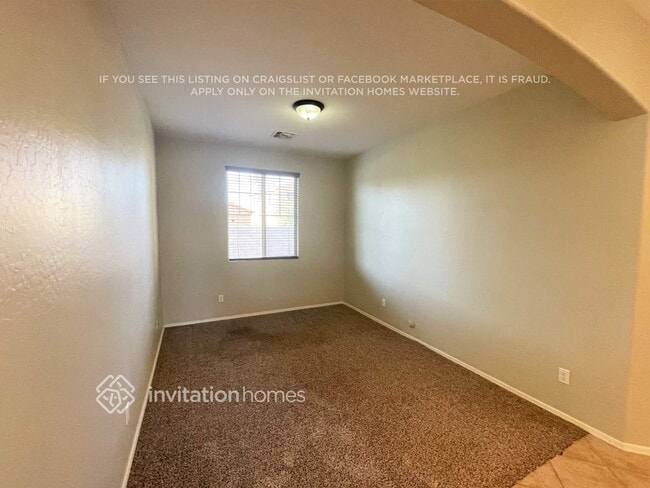 Photo - 17682 W Cavedale Dr