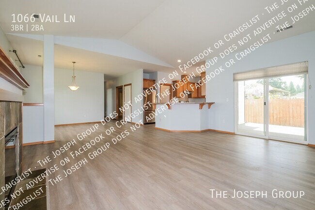 Photo - 1066 Vail Ln