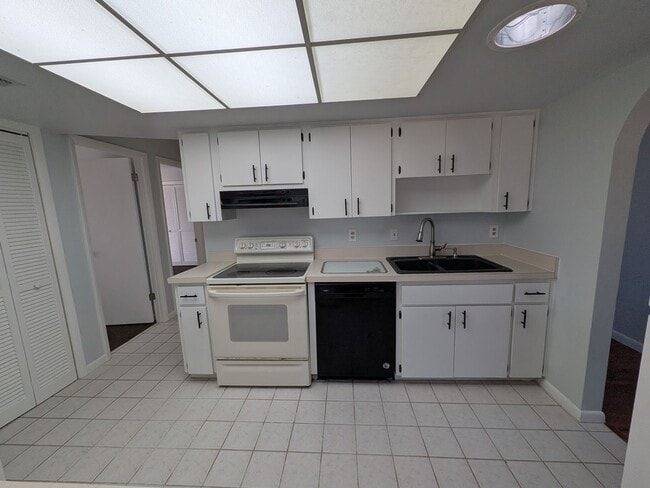 Photo - Wonderful 3/2/2 Corner Lot Near Golf Course In Citrus Springs