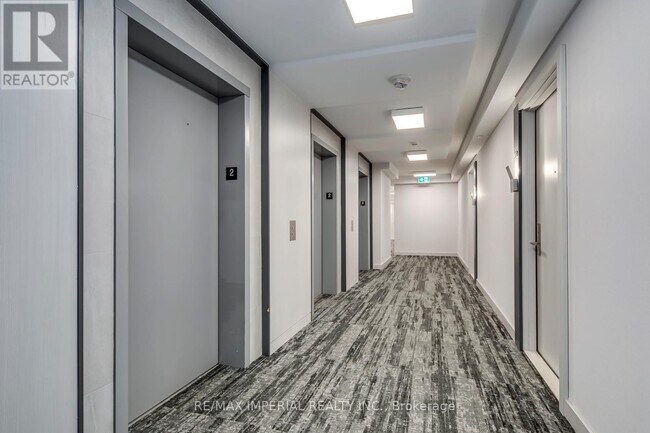 Photo - 30 Samuel Wood Wy Unité 204