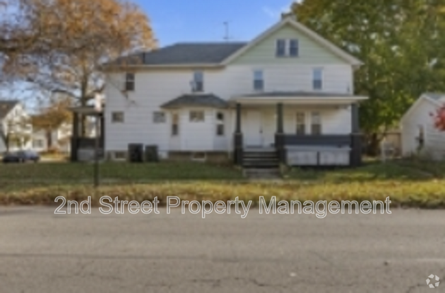 Building Photo - 202 Garford Ave Rental