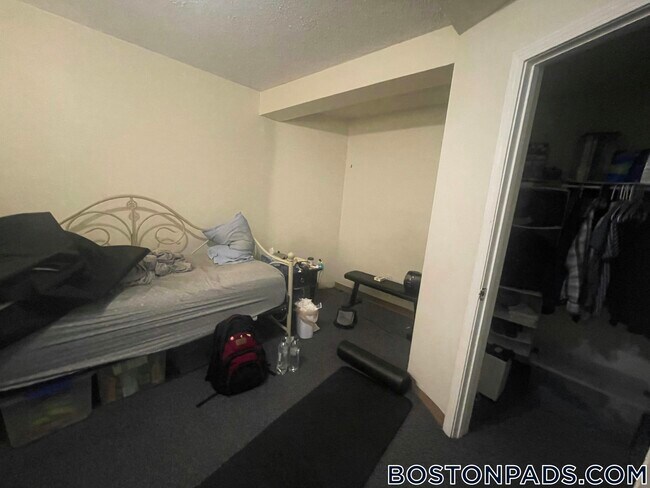 Photo - 165 Hemenway St Unit B1