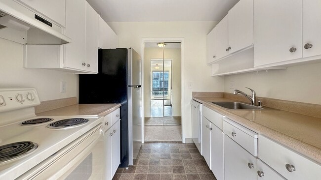 Photo - Morning Sunlight for this Courtyard-Facing... Unit D306