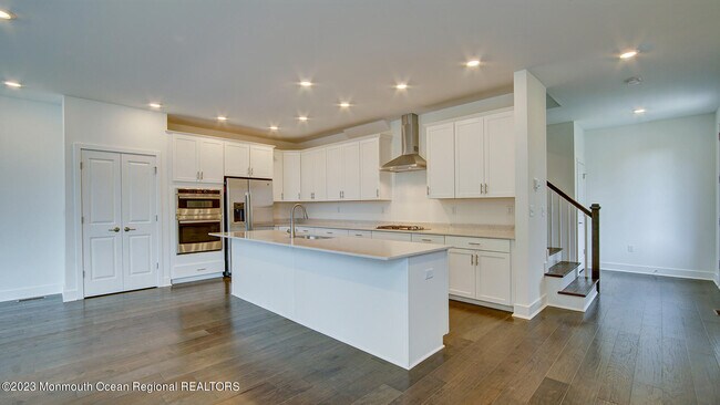 Photo - 101 Pilot St