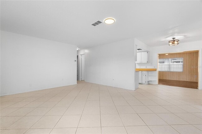 Photo - 2814 20th Ave Dr W