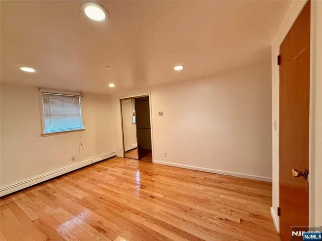 Photo - 12 Farview Terrace