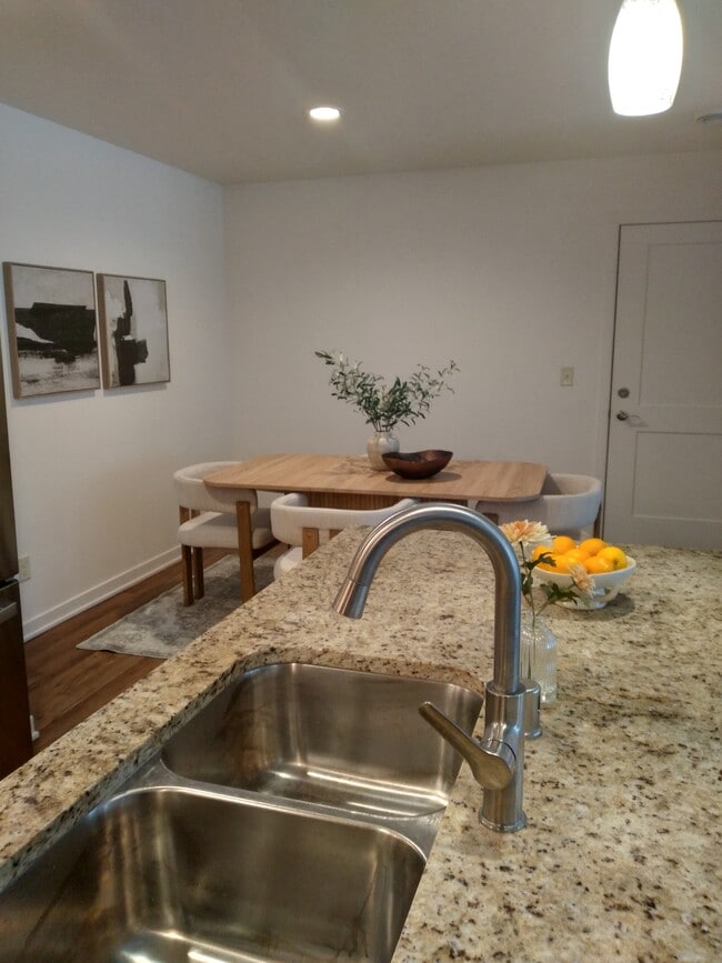 Photo - 2745 Hidden Dr Unidad 2745