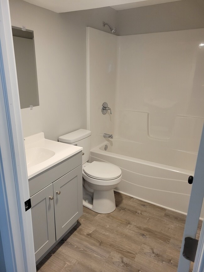 Photo - 2501 Meloy Rd